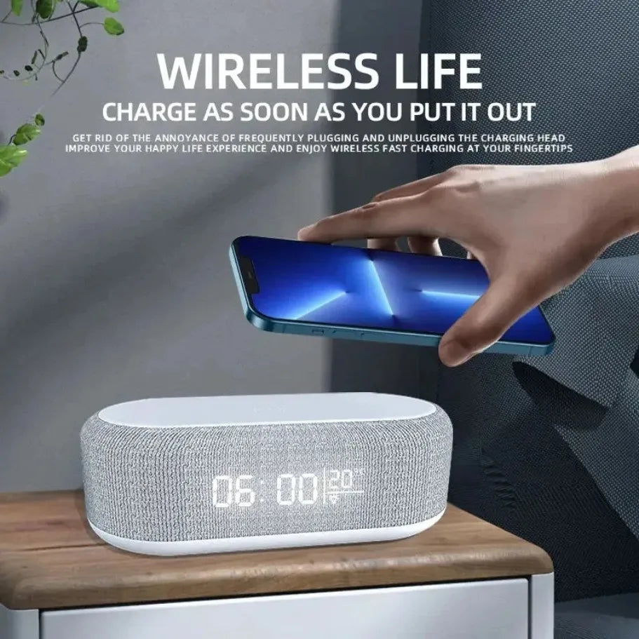 LumiCharge Pro™ – Reloj Despertador con Carga Inalámbrica y Luz Ambiente